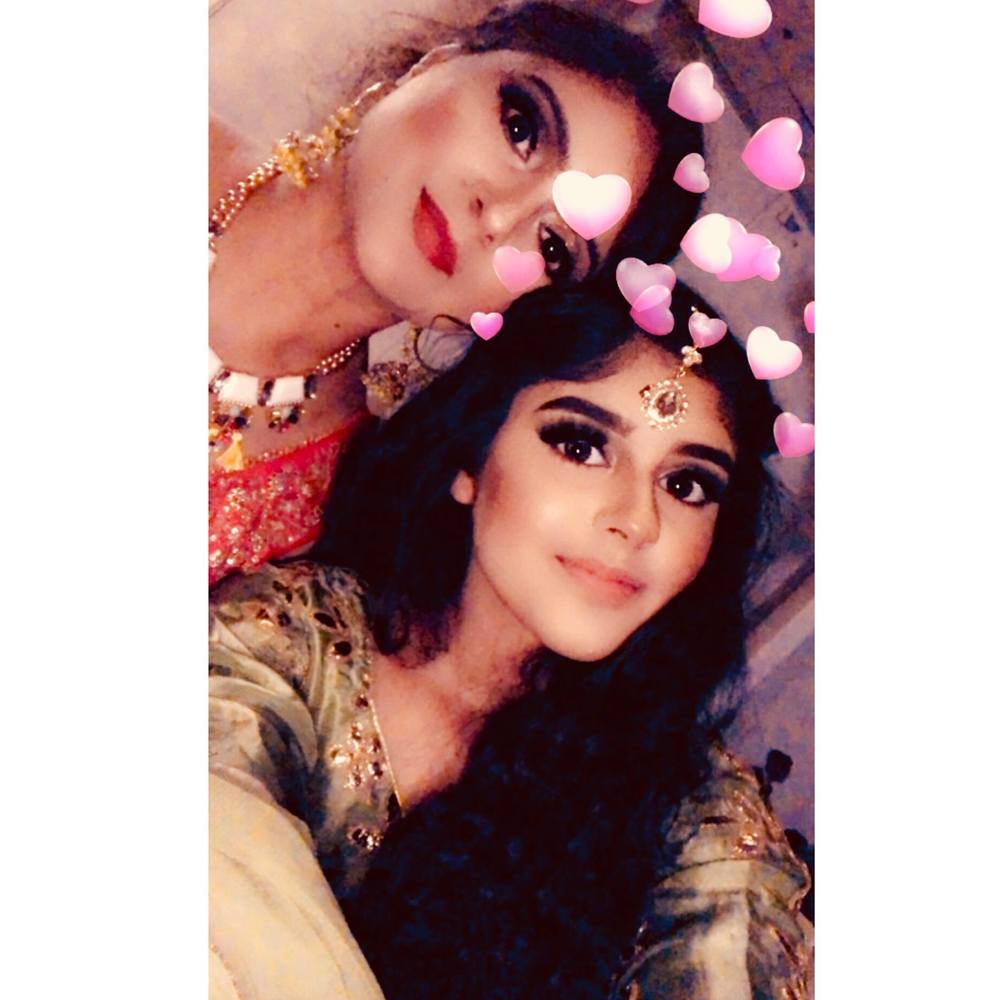 Meet your Posher, Krisham